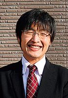 担当者写真